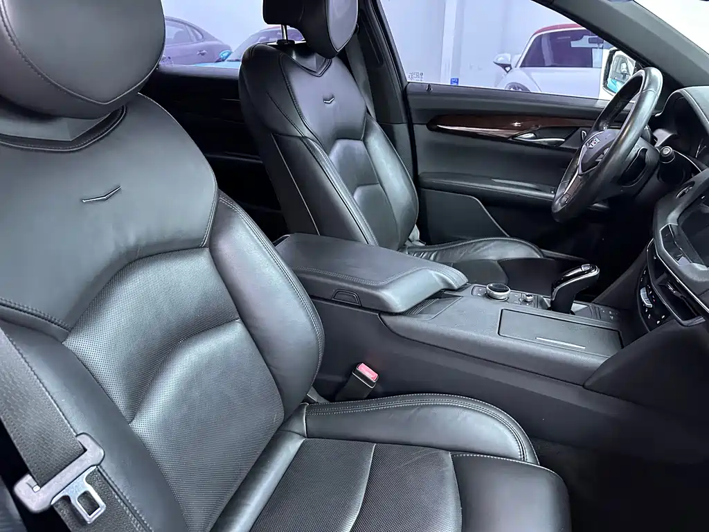 Cadillac CT6 — миниатюра 17