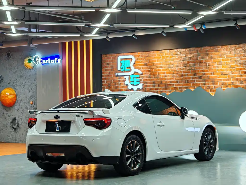 SUBARU BRZ