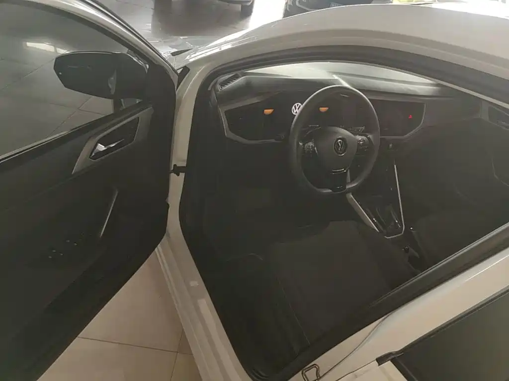 Volkswagen Polo — миниатюра 16