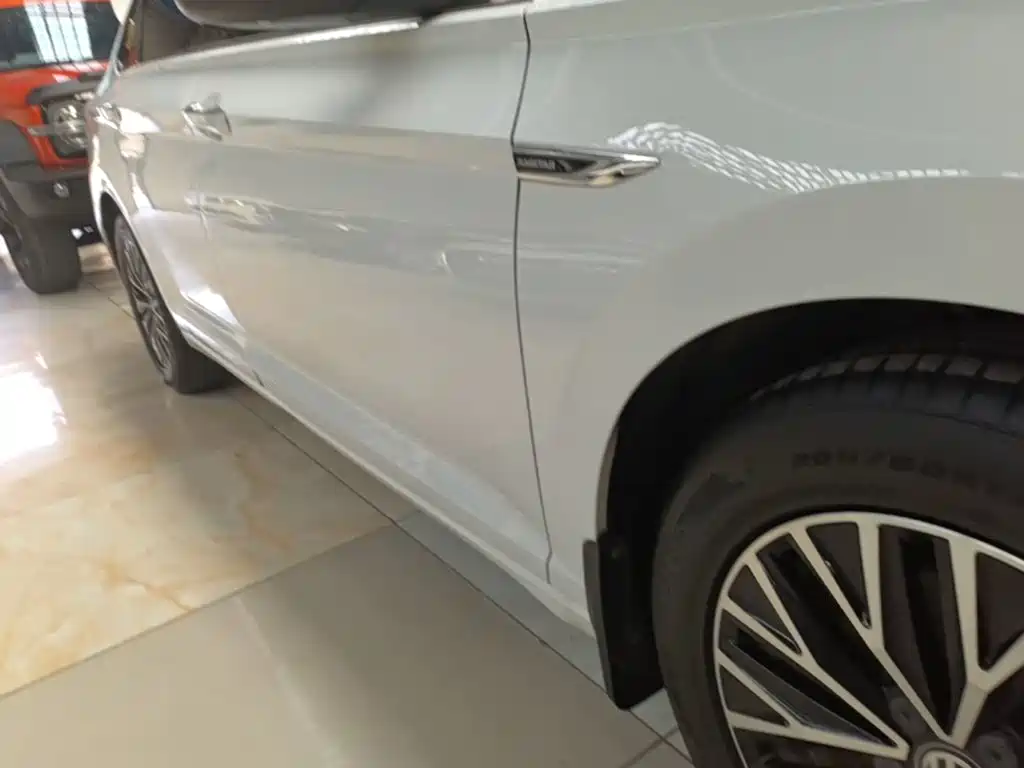 Volkswagen Sagitar — миниатюра 21
