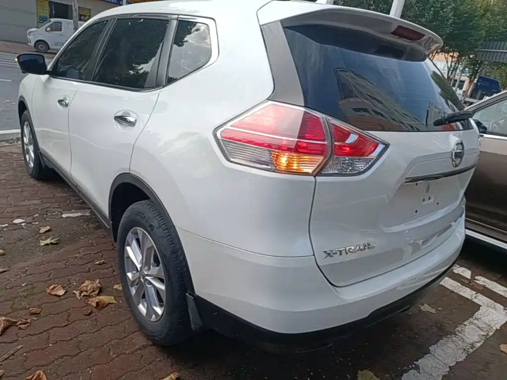Nissan X-Trail — миниатюра 5
