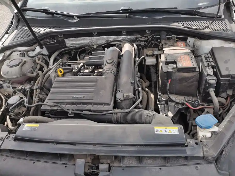 Volkswagen Golf — миниатюра 10