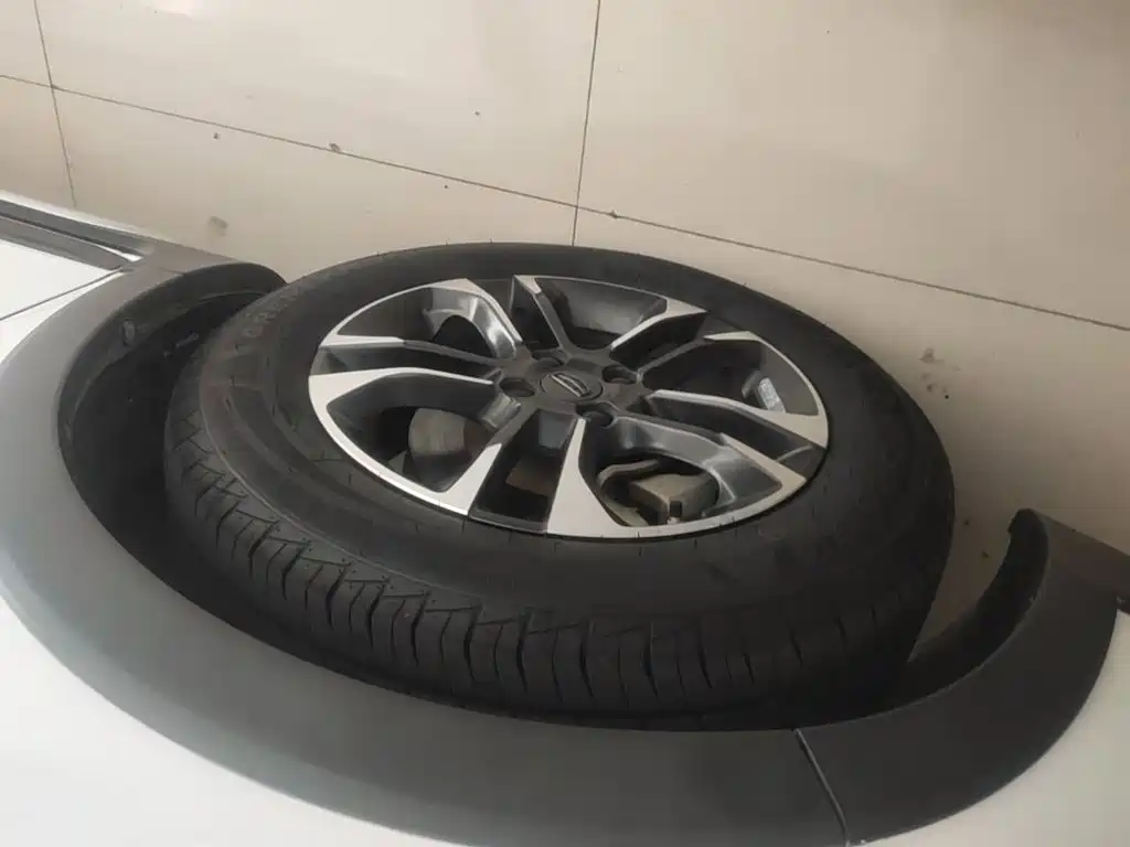 Geely Vision X3 — миниатюра 23