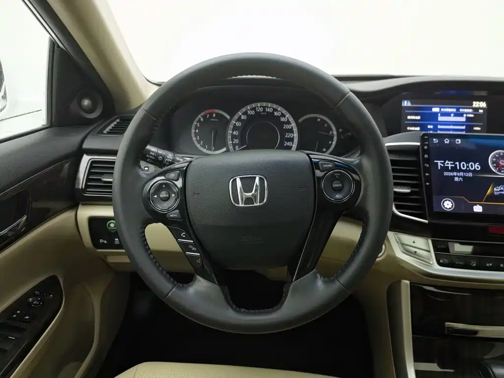Honda Accord — миниатюра 11