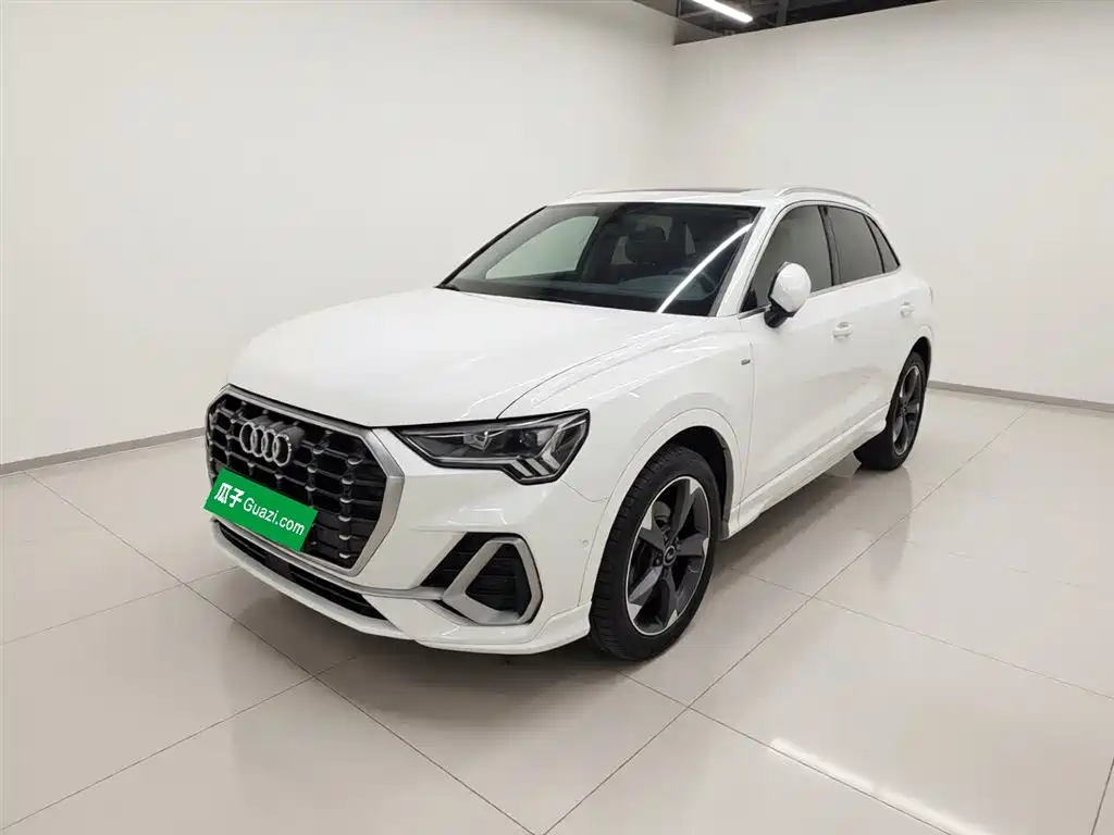 Audi Q3 2021