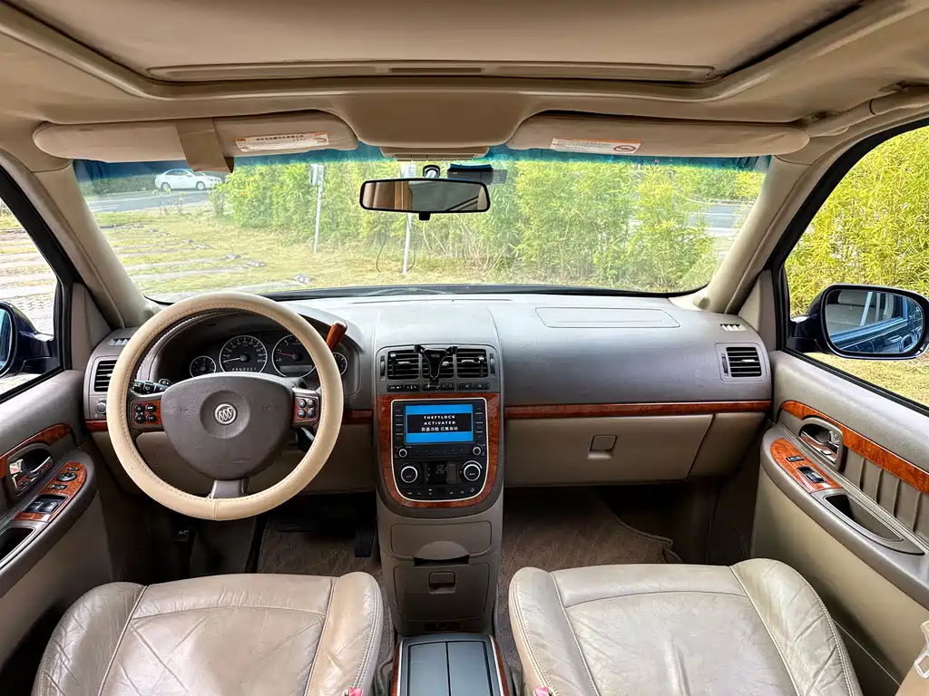Buick GL8 — миниатюра 11