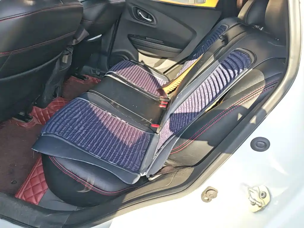 Renault Kadjar — миниатюра 17