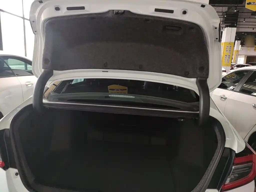 Honda Accord — миниатюра 19