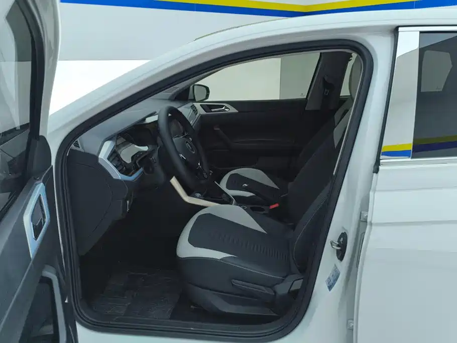 Volkswagen Polo — миниатюра 9