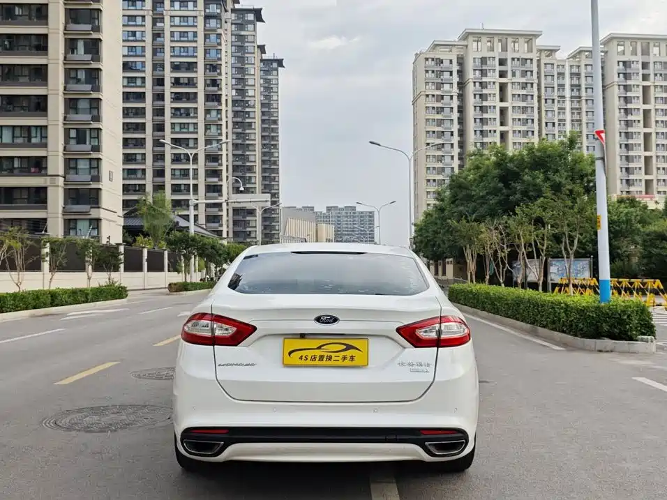Ford Mondeo — миниатюра 15