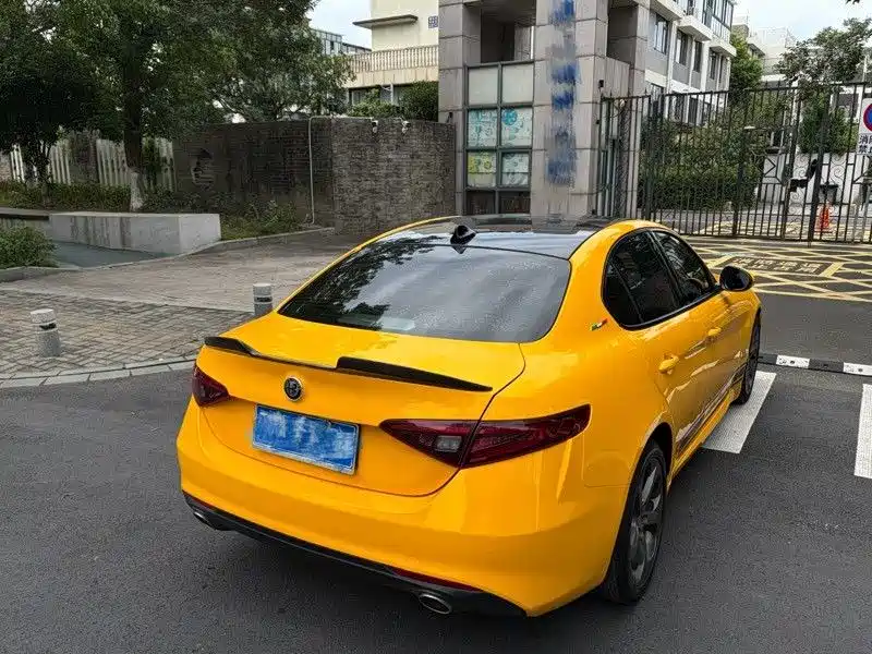 Alfa Romeo Giulia — миниатюра 7