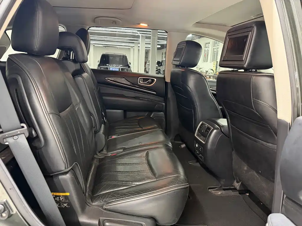 Infiniti JX — миниатюра 10