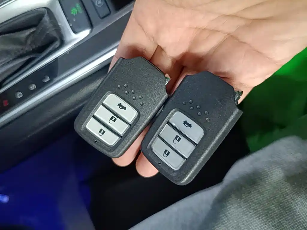 Honda Accord — миниатюра 9