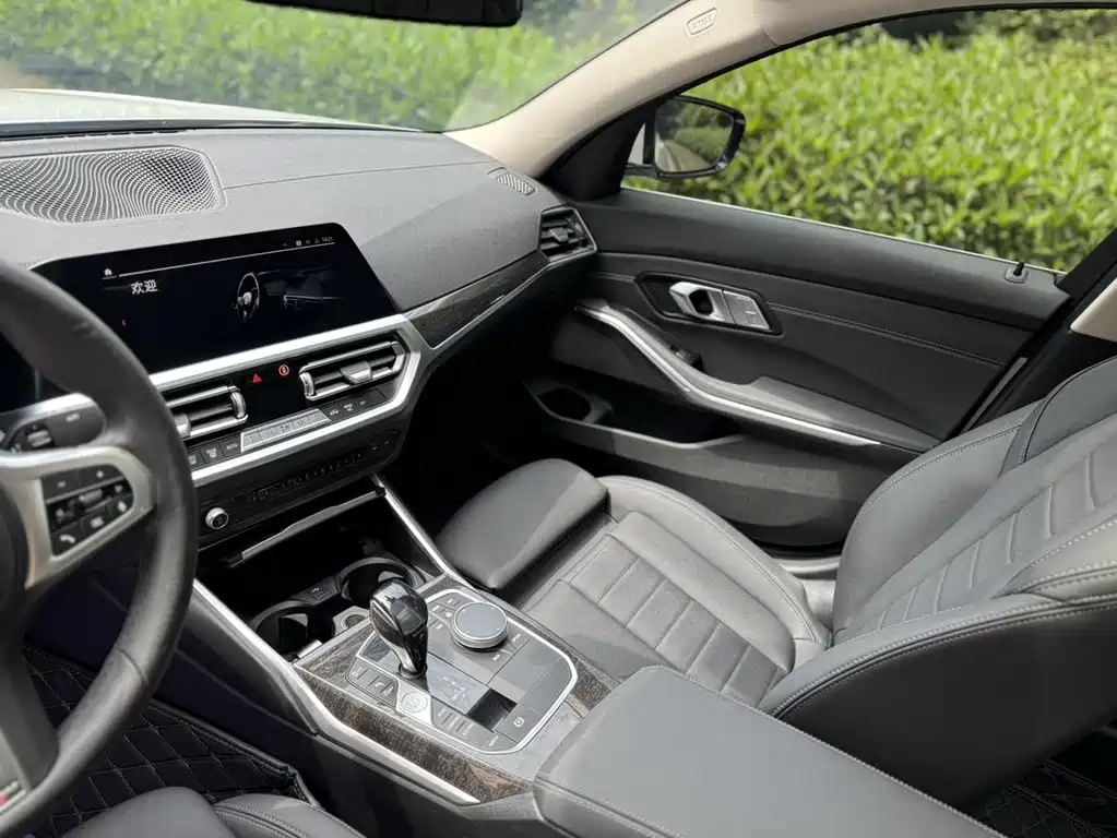 BMW 3 Series 3 2021 325Li M Sport