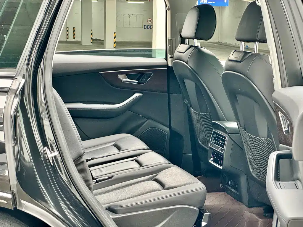 Audi Q7 — фотографии объявления, Фото 11