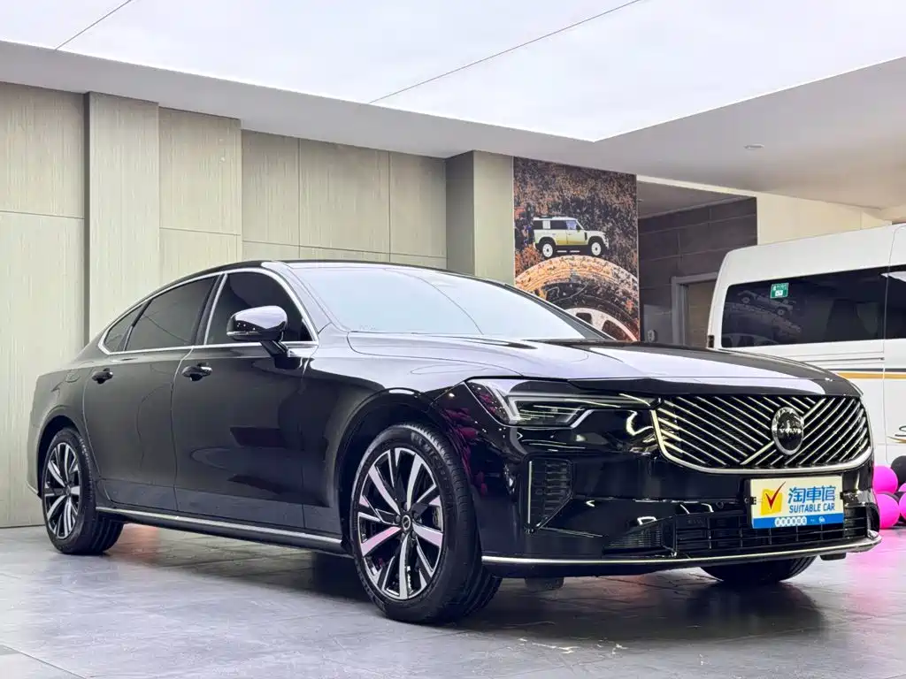 Volvo S90 — миниатюра 3