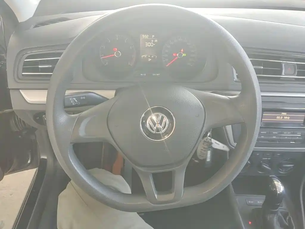 Volkswagen Lavida — миниатюра 11