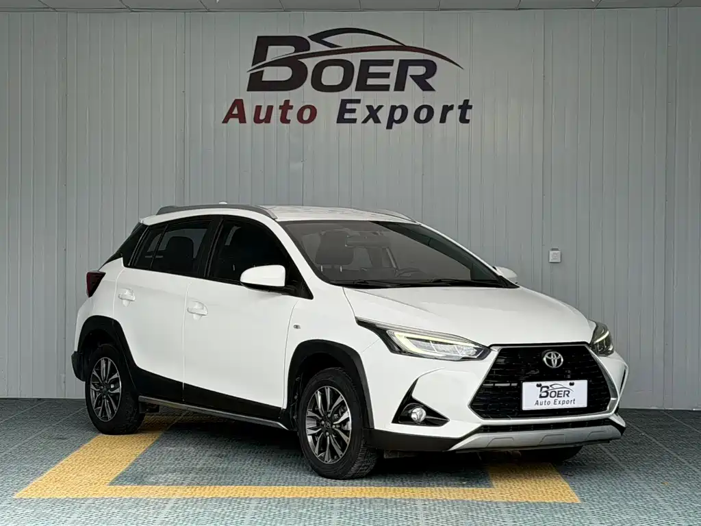 Toyota Yaris L — миниатюра 3