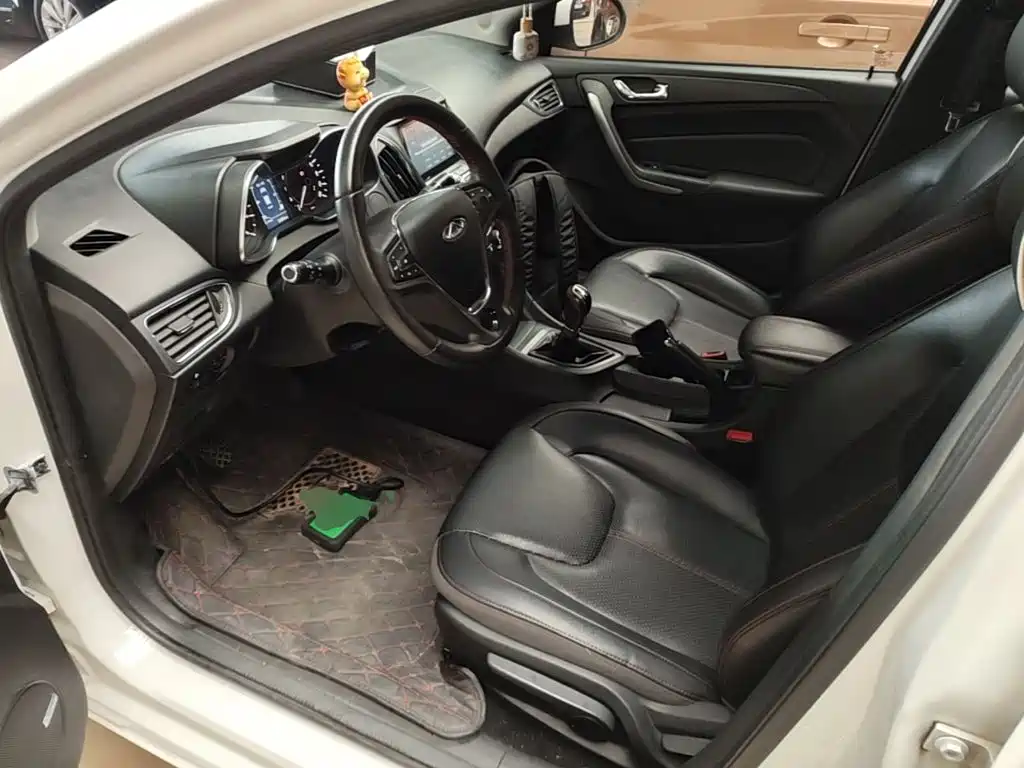 Chery Arrizo 5 — миниатюра 15