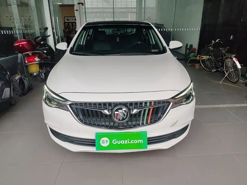 Buick Excelle — миниатюра 3