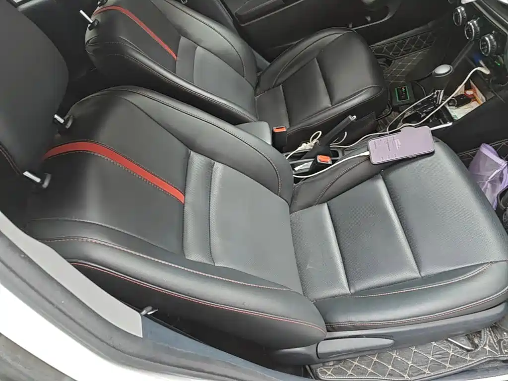 Toyota Yaris L — миниатюра 25