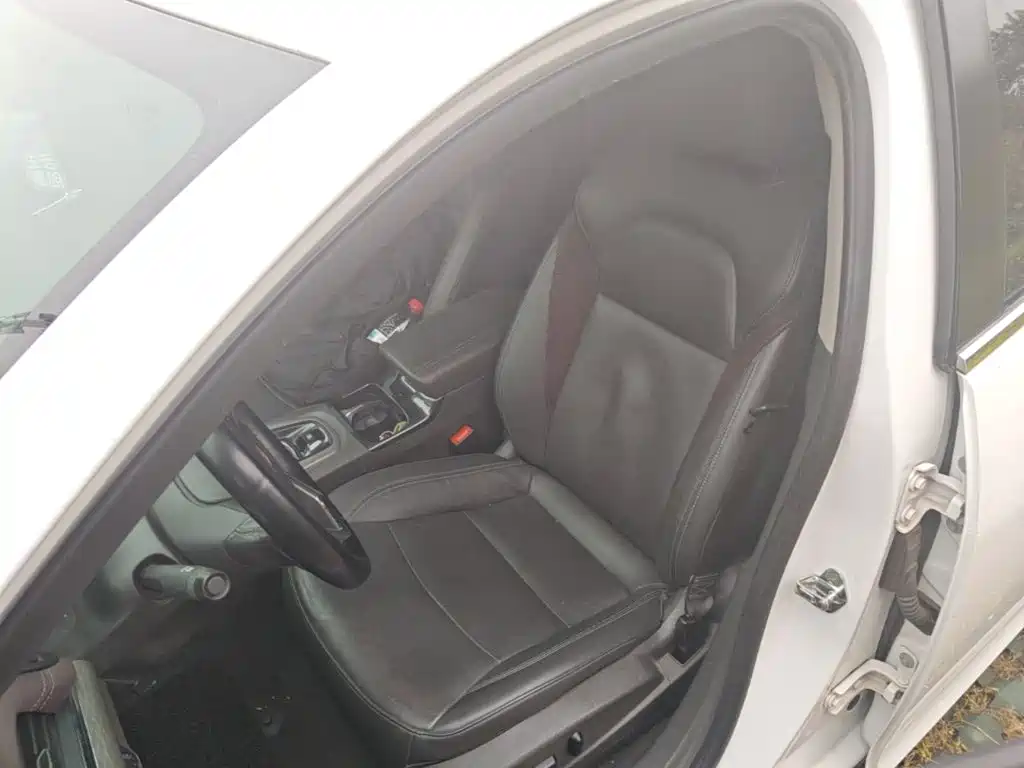 Chevrolet Malibu — миниатюра 15