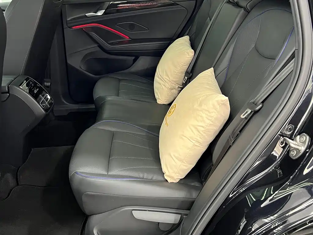 Volkswagen Tiguan L — миниатюра 19
