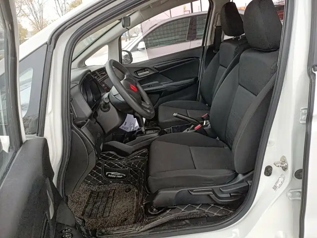 Honda Fit — миниатюра 15