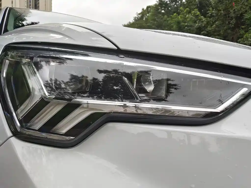 Audi Q3 — миниатюра 4