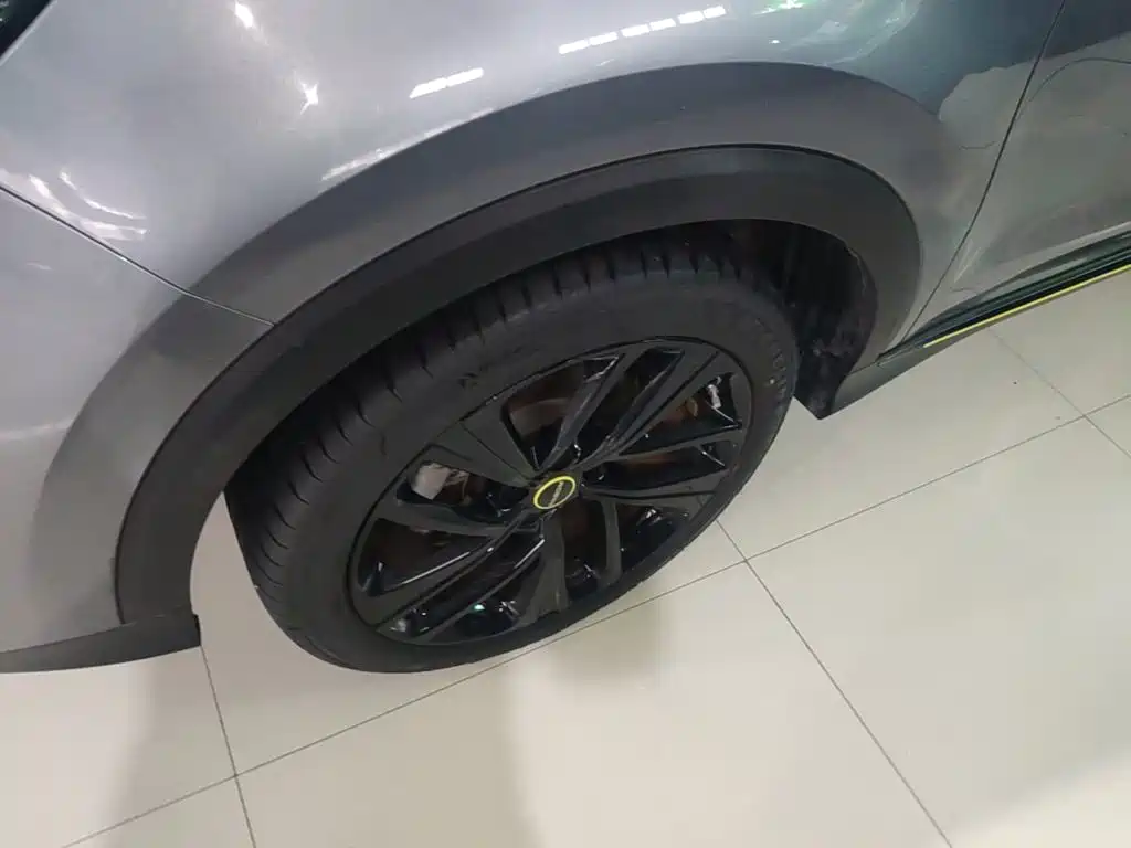 Roewe RX5 New Energy — миниатюра 23
