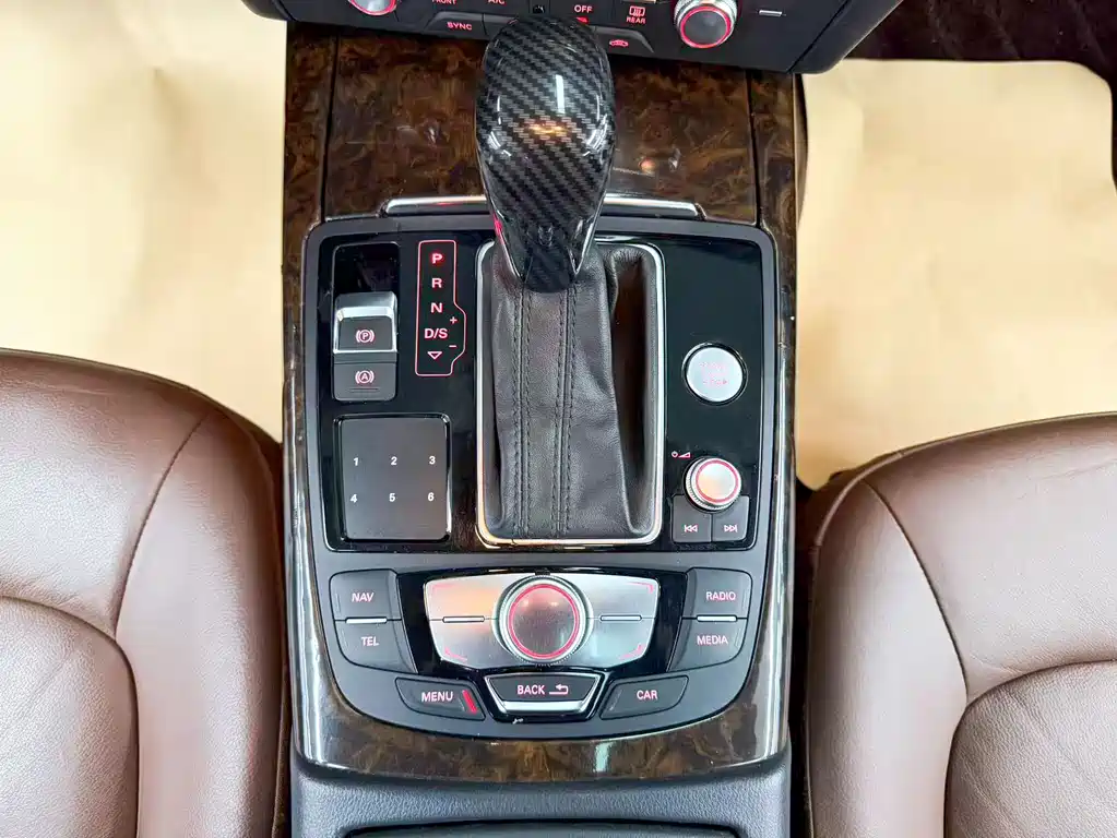 Audi A6L — миниатюра 18