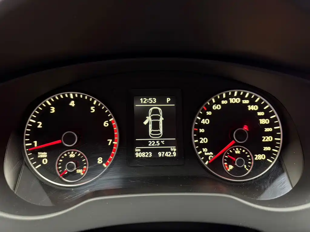 Volkswagen Sagitar — миниатюра 5