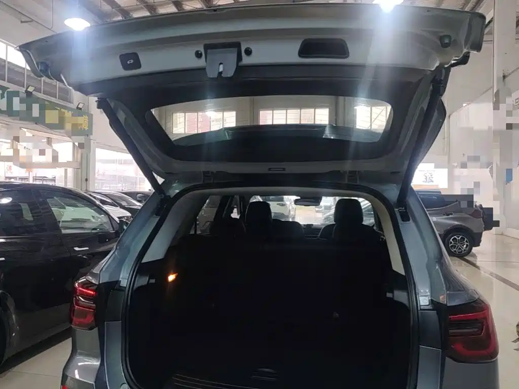 Roewe RX5 New Energy — миниатюра 19
