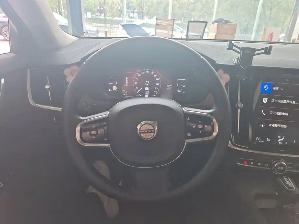 Volvo S90 — миниатюра 3