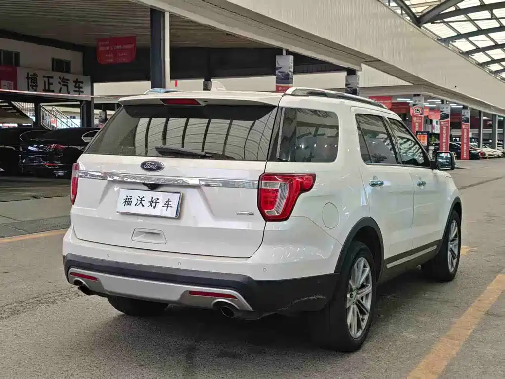 Ford Explorer (Import) — миниатюра 6
