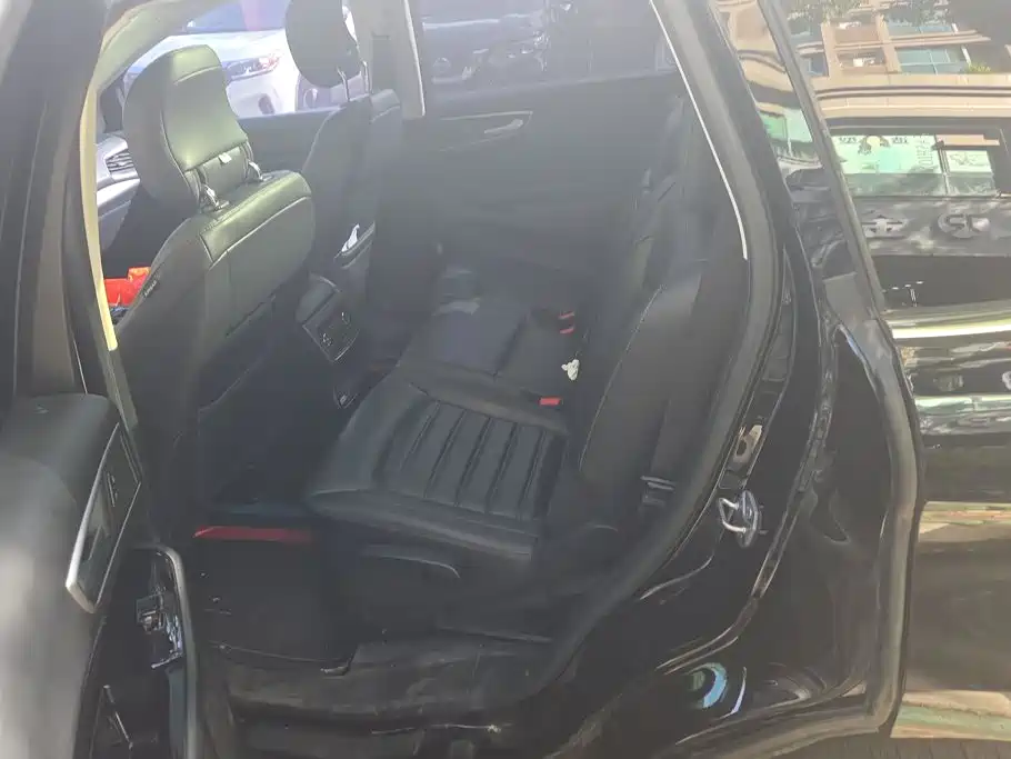Ford Edge — миниатюра 11