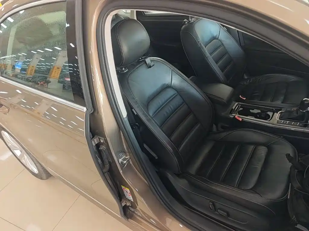 Volkswagen Passat — миниатюра 25
