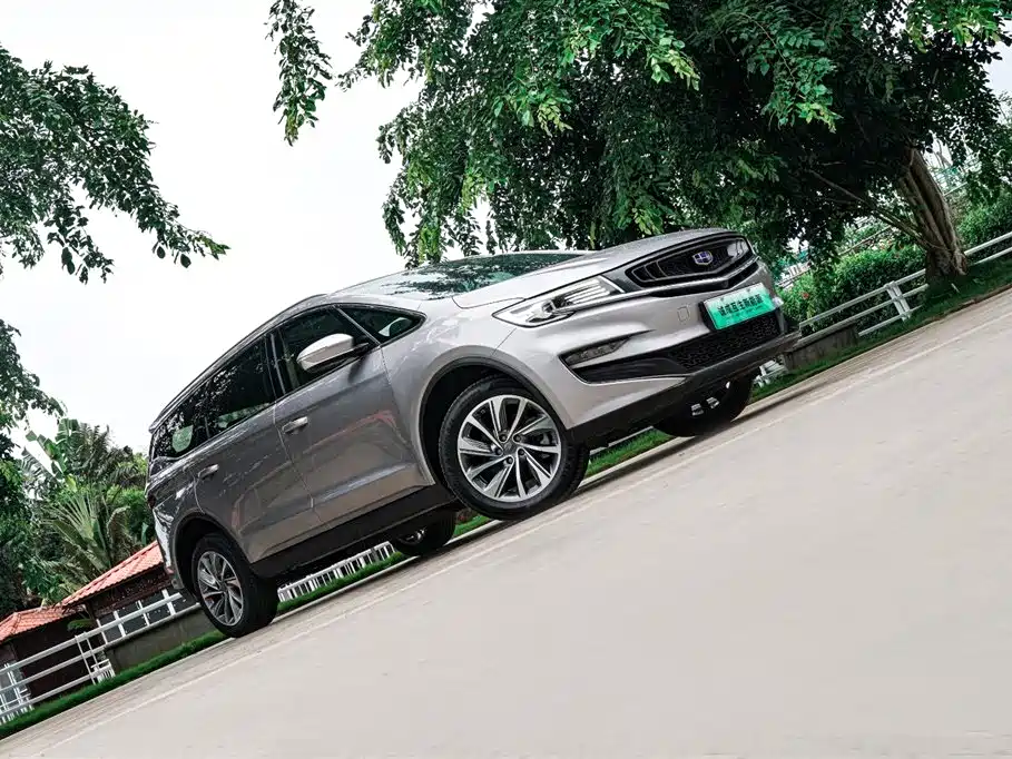 Geely Jia Ji New Energy — миниатюра 4