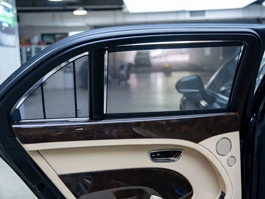 Bentley Mulsanne — миниатюра 31