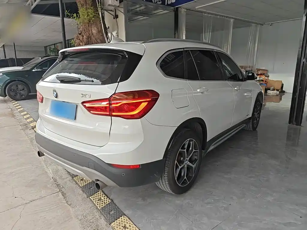 BMW X1 — миниатюра 7