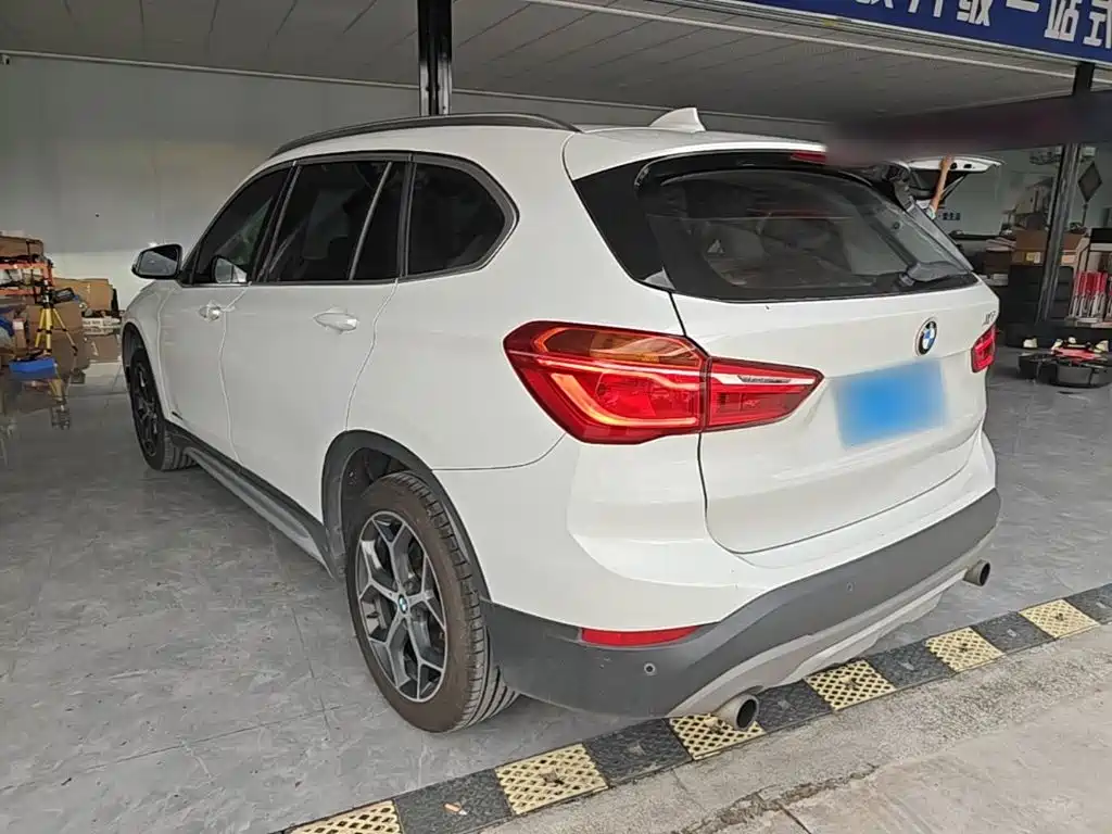 BMW X1 — миниатюра 5