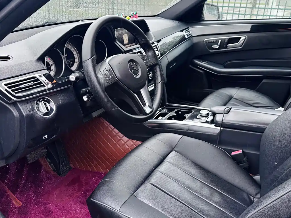 Mercedes-Benz E-Class — миниатюра 4