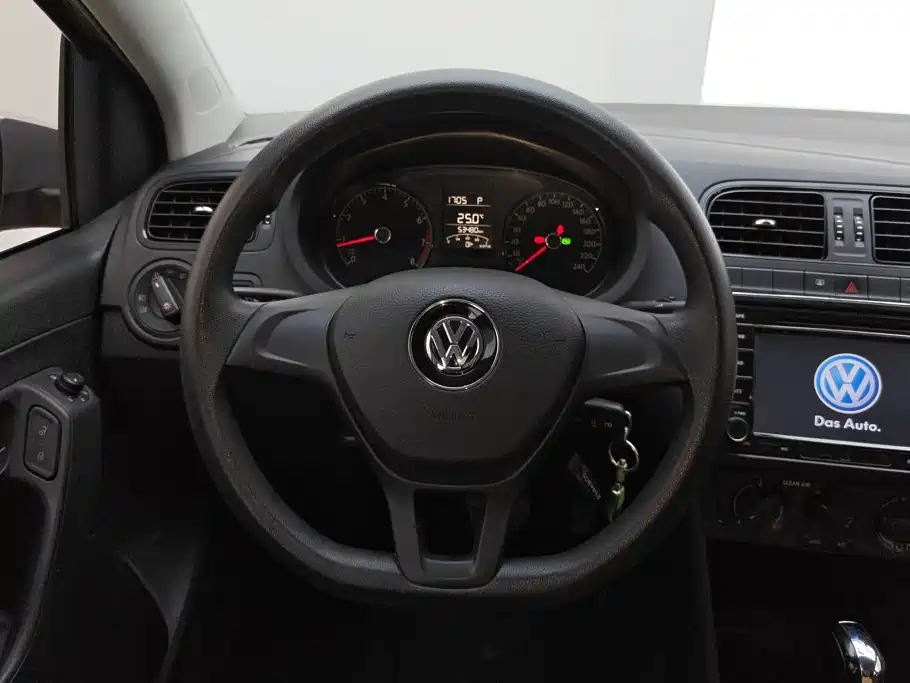 Volkswagen Polo — миниатюра 15