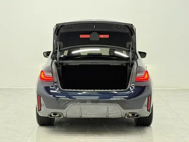BMW 3 Series — миниатюра 11