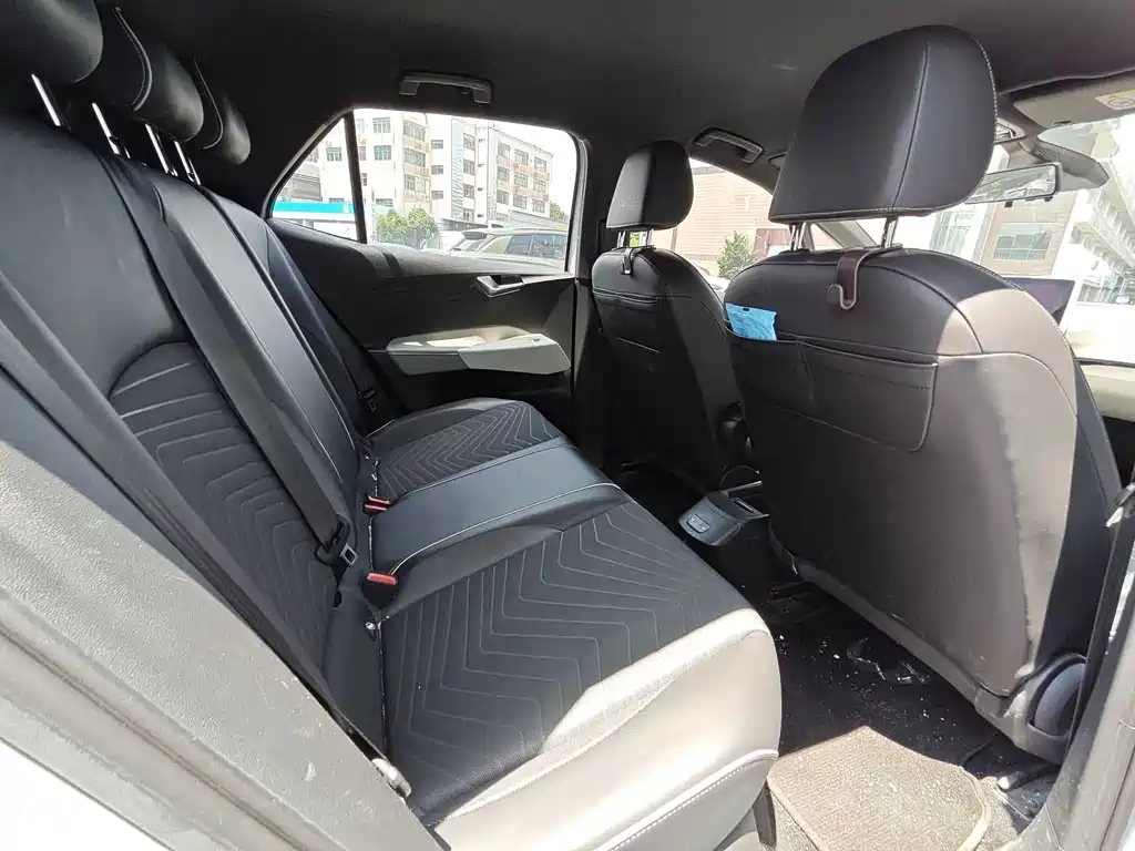 Volkswagen ID.3 — миниатюра 11