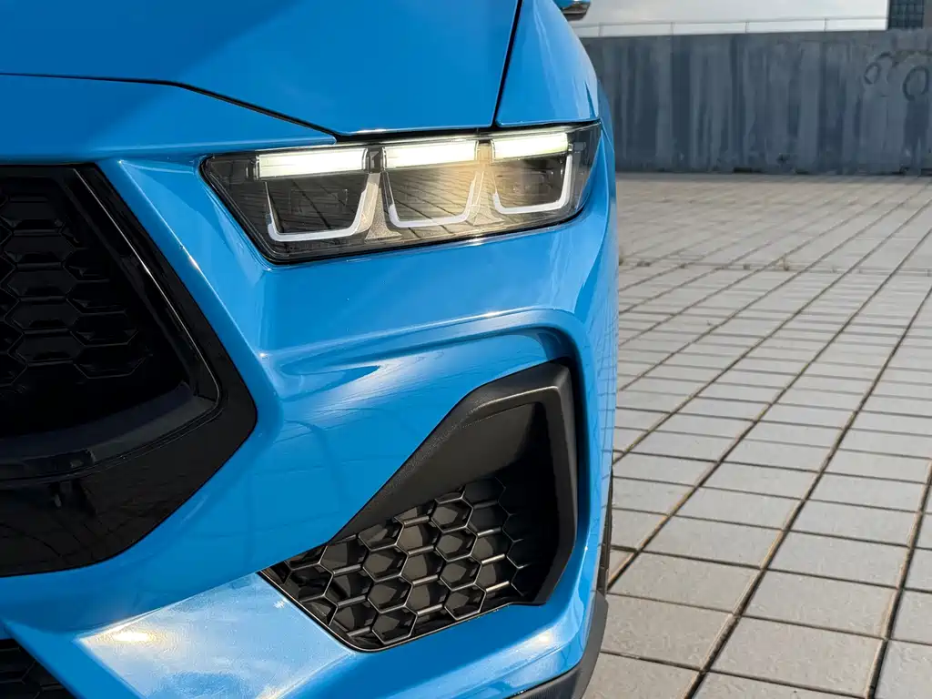 Ford Mustang — миниатюра 13