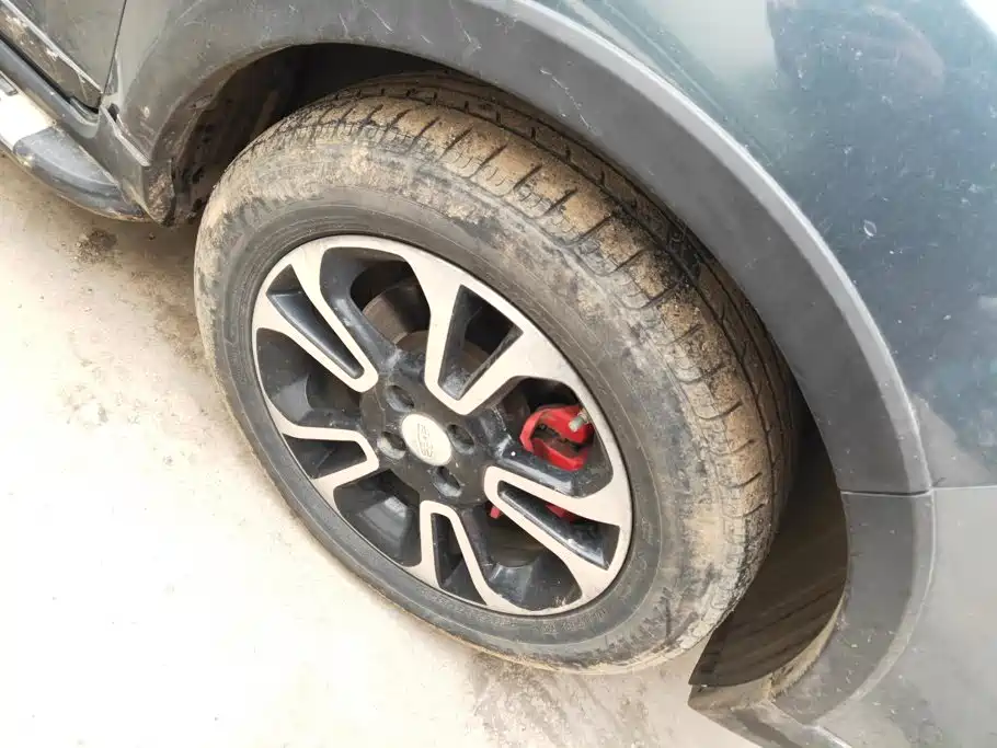 Geely Vision X3 — миниатюра 6