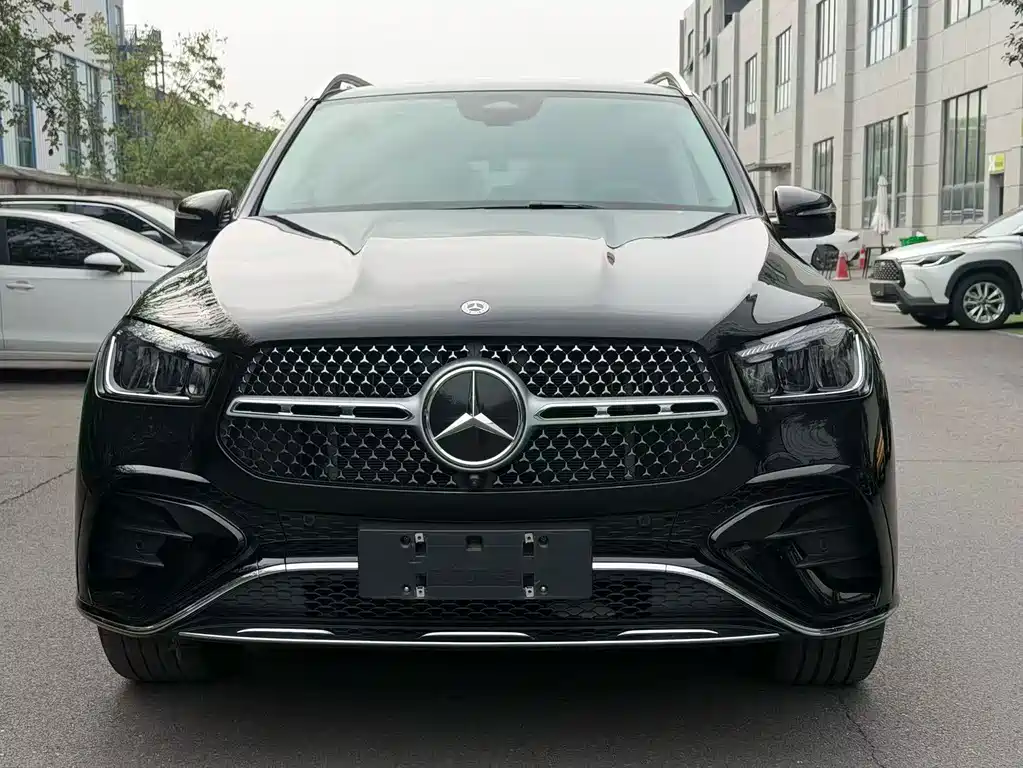 Mercedes-Benz GLE (Import) — миниатюра 2