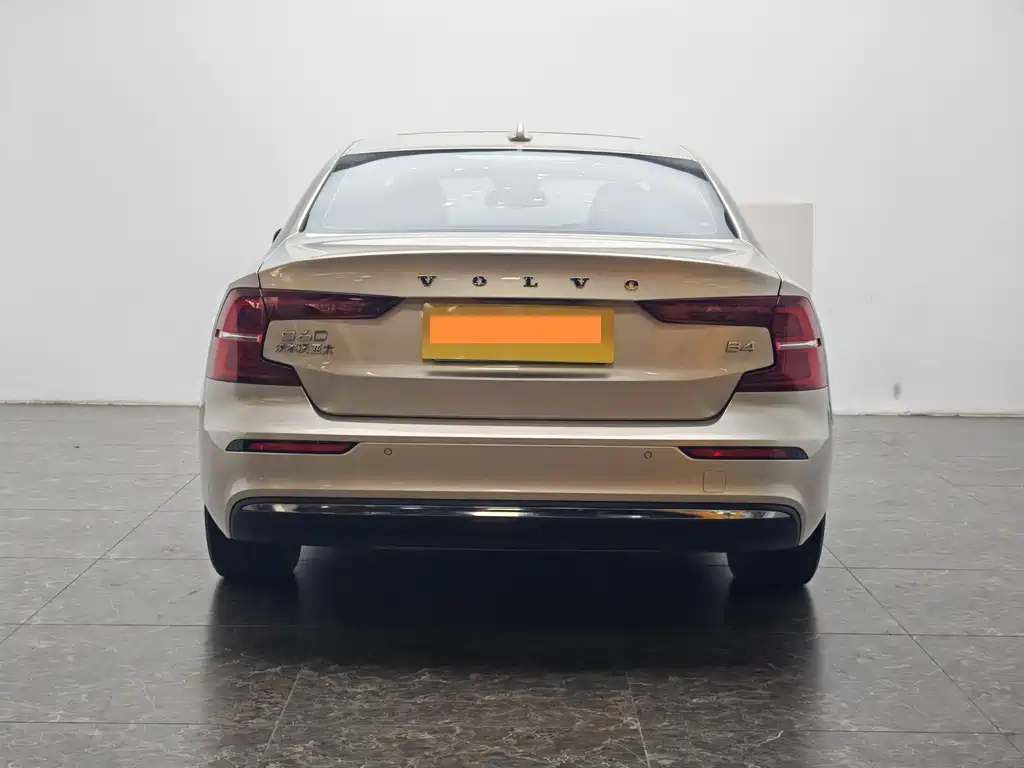 Volvo S60 — миниатюра 6