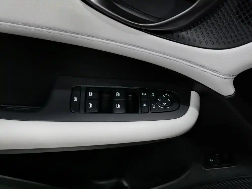 BYD Seal 05 DM-i — миниатюра 9